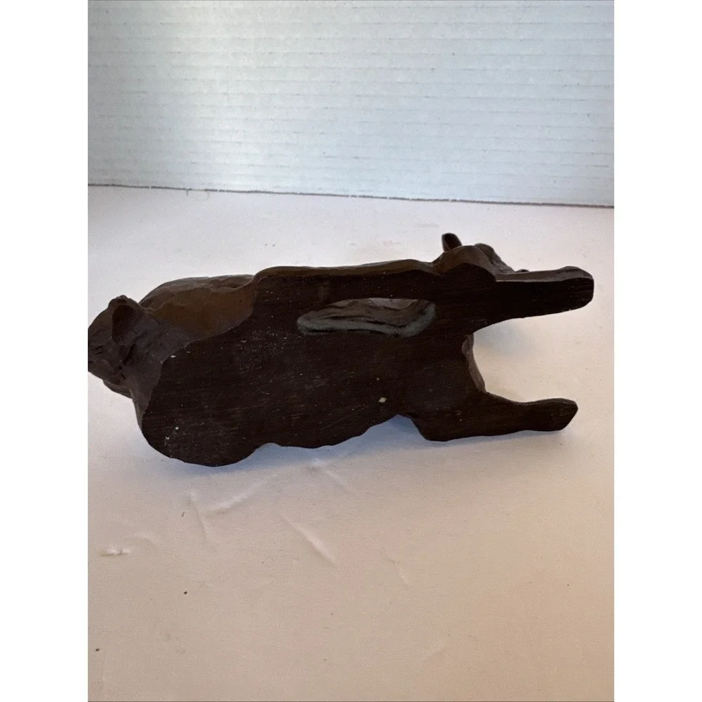 N/A horse figurine